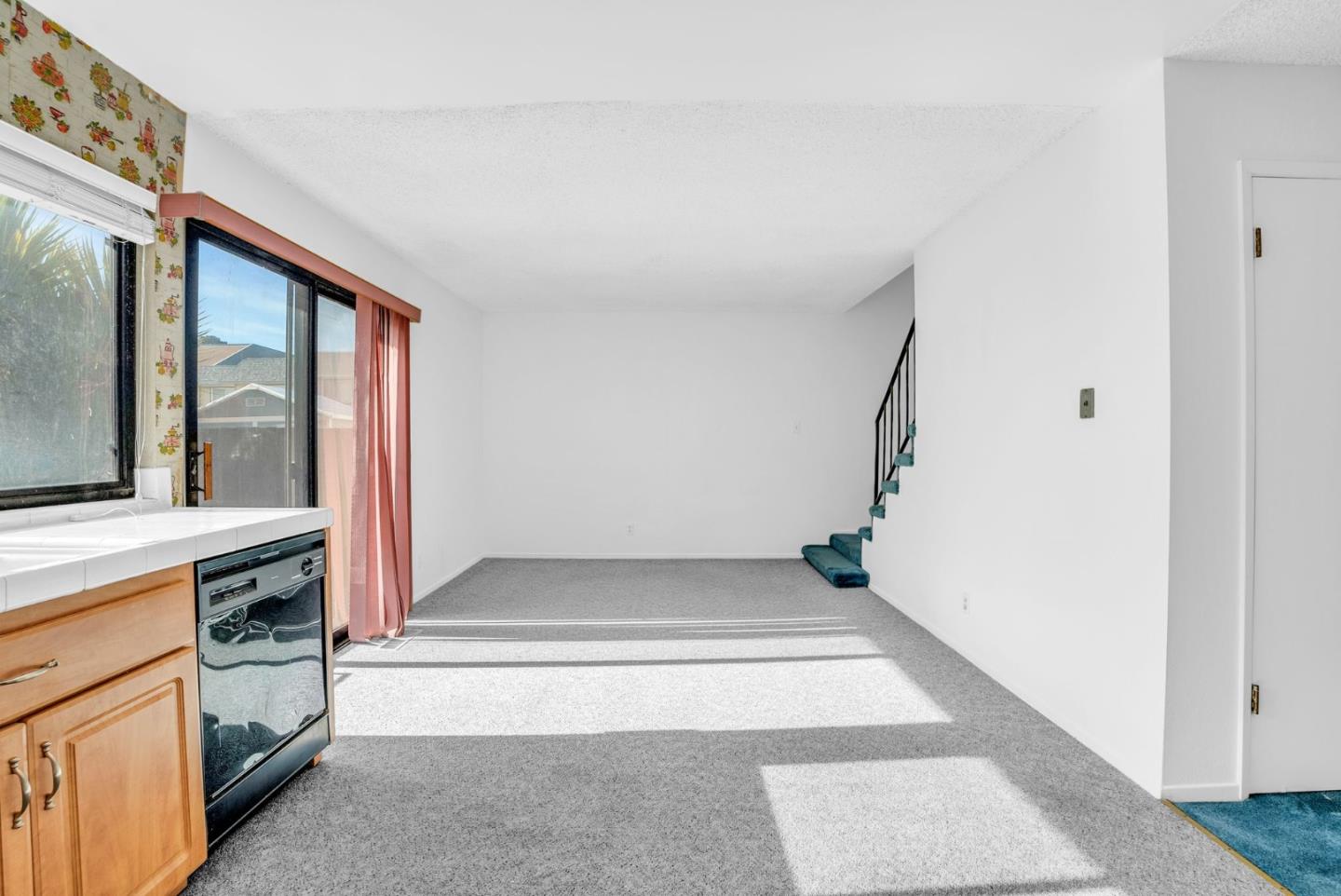 2152 Greendale Dr, South San Francisco, CA 94080 photo 11