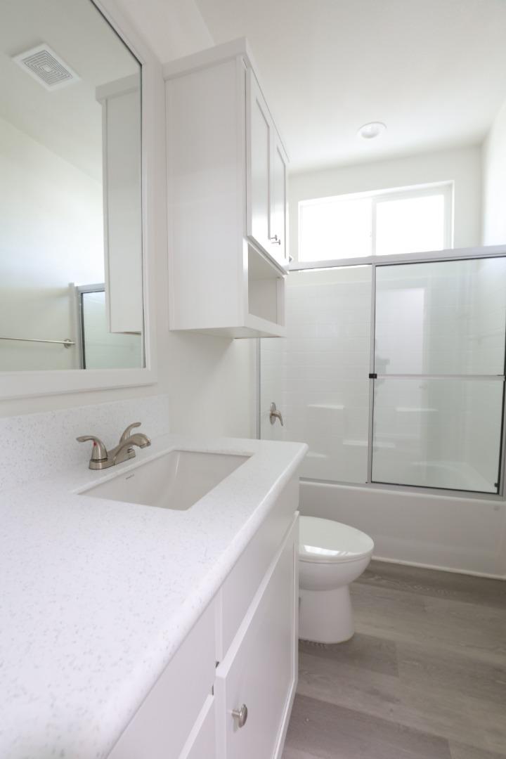 Detail Gallery Image 7 of 28 For 1358 Oakland Rd #109,  San Jose,  CA 95112 - 3 Beds | 2 Baths