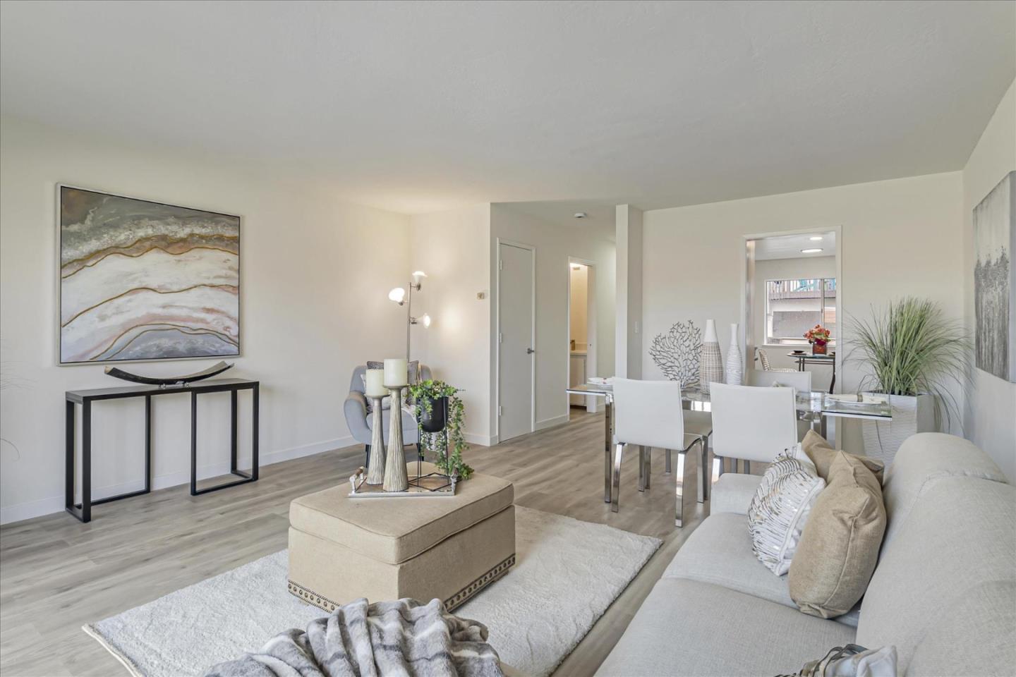 Detail Gallery Image 1 of 27 For 4074 Farm Hill Blvd #2,  Redwood City,  CA 94061 - 2 Beds | 2/1 Baths