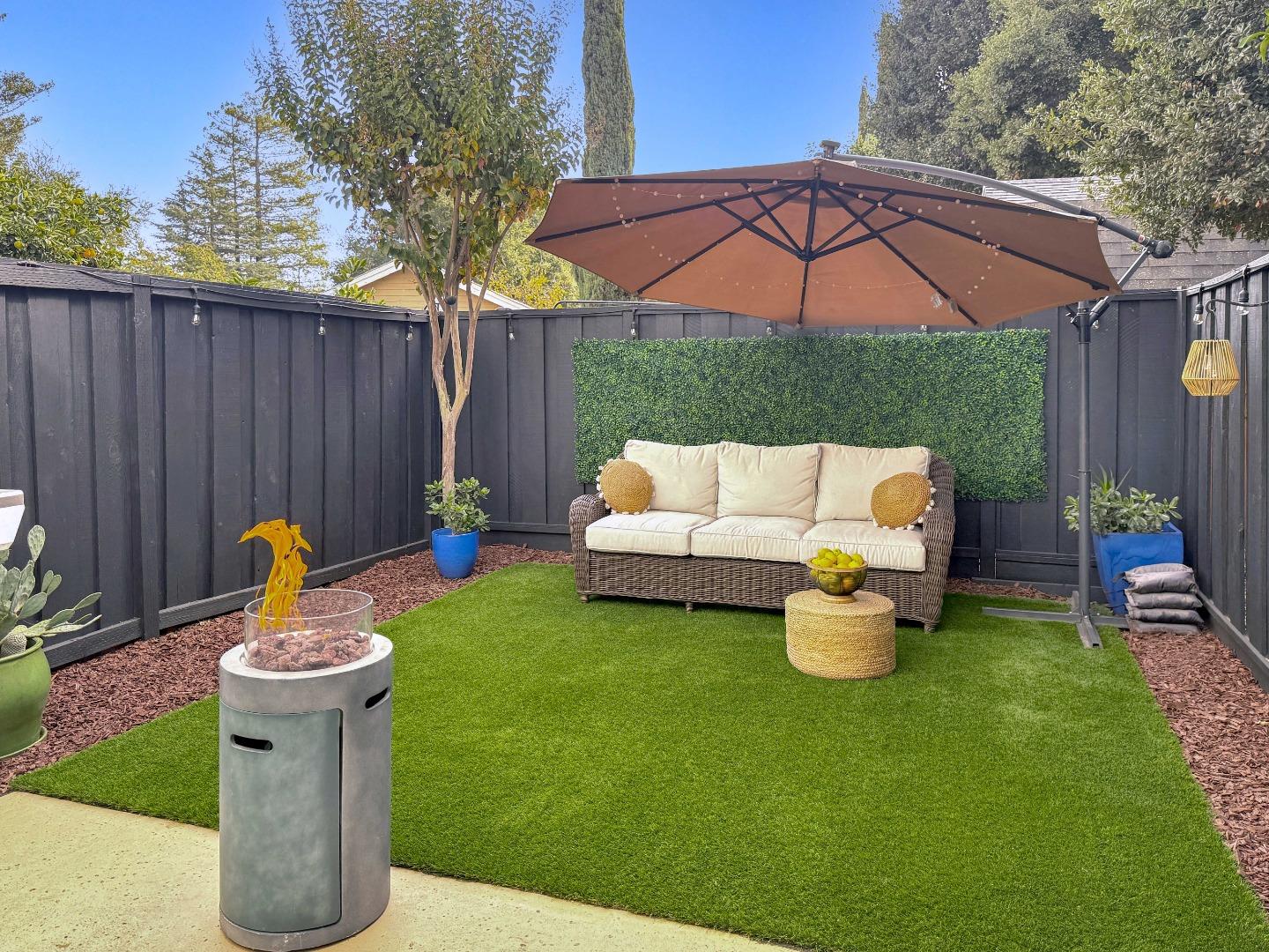 Detail Gallery Image 13 of 38 For 17073 Creekside Cir, Morgan Hill,  CA 95037 - 2 Beds | 1/1 Baths