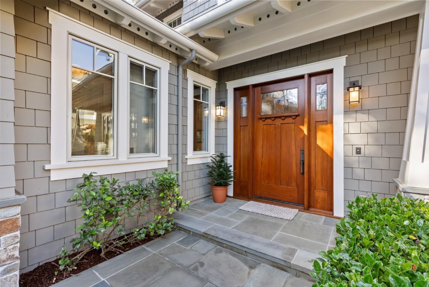 Detail Gallery Image 31 of 76 For 1354 Edgewood Rd, Redwood City,  CA 94062 - 4 Beds | 3/2 Baths