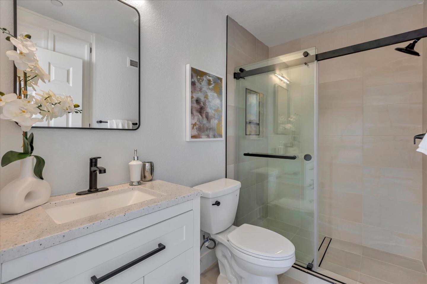 Detail Gallery Image 32 of 43 For 938 La Mesa Ter a,  Sunnyvale,  CA 94086 - 2 Beds | 2/1 Baths