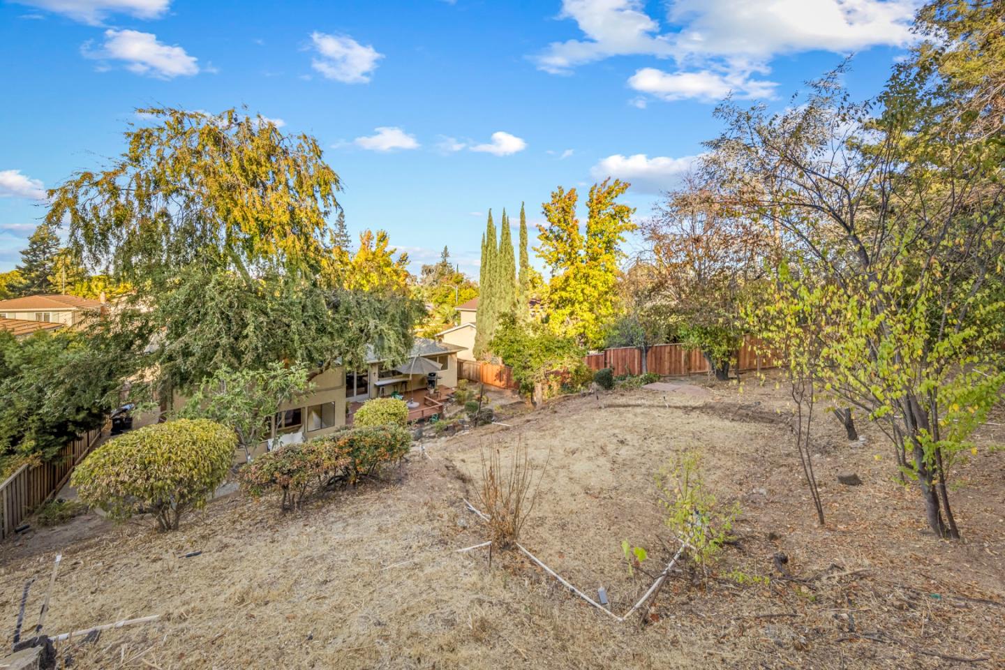 Detail Gallery Image 33 of 42 For 928 Foothill Dr, San Jose,  CA 95123 - 4 Beds | 2/1 Baths