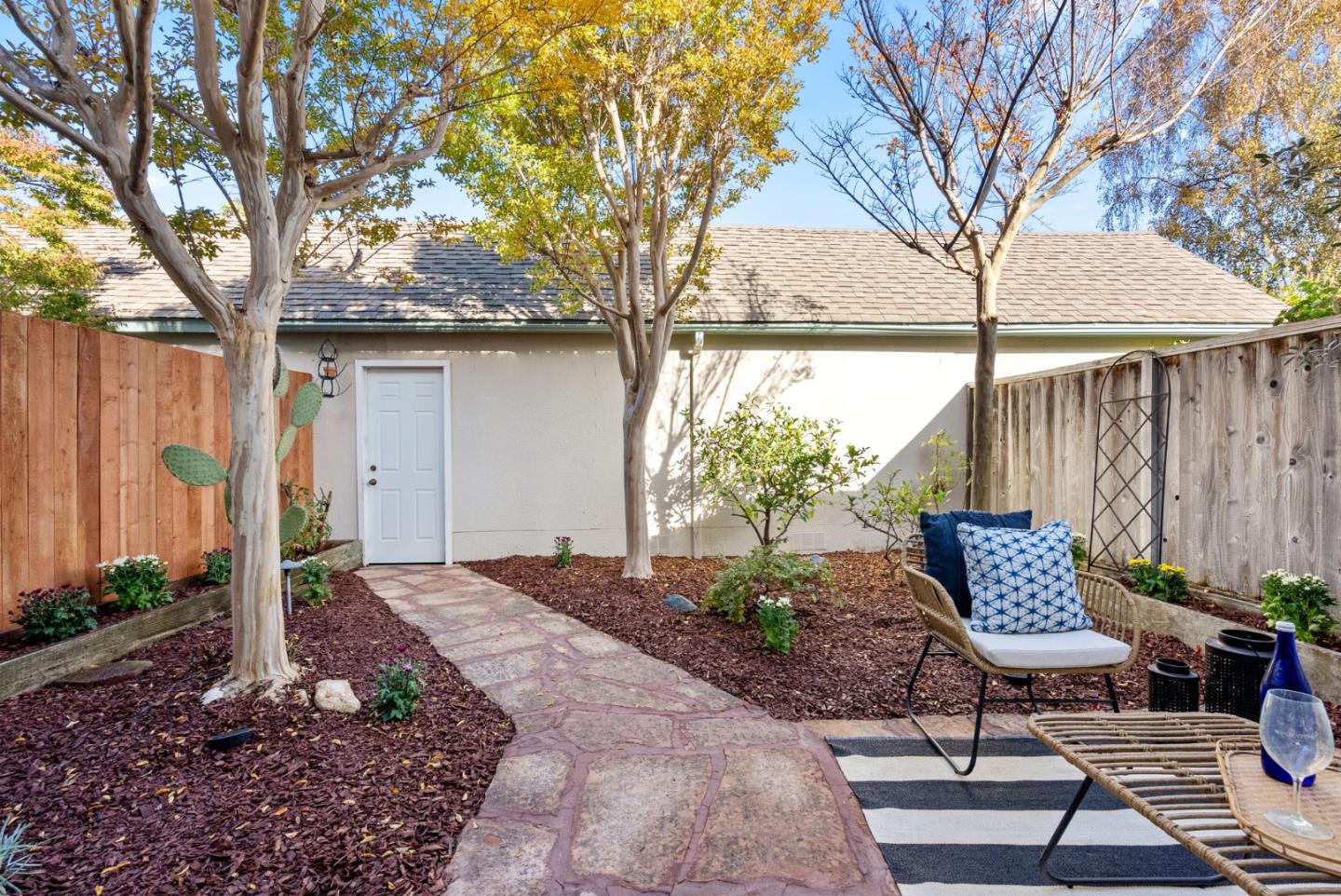 Detail Gallery Image 33 of 42 For 1016 Condor Ln, Foster City,  CA 94404 - 2 Beds | 2/1 Baths