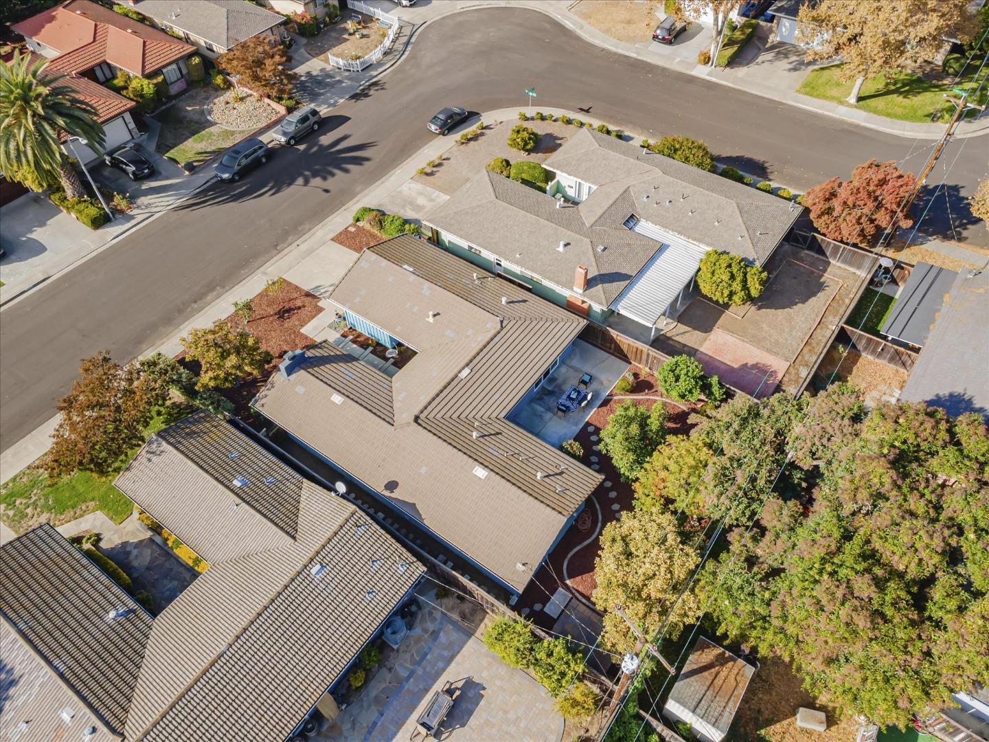 Detail Gallery Image 107 of 114 For 2289 Crocker Way, Santa Clara,  CA 95051 - 4 Beds | 2 Baths