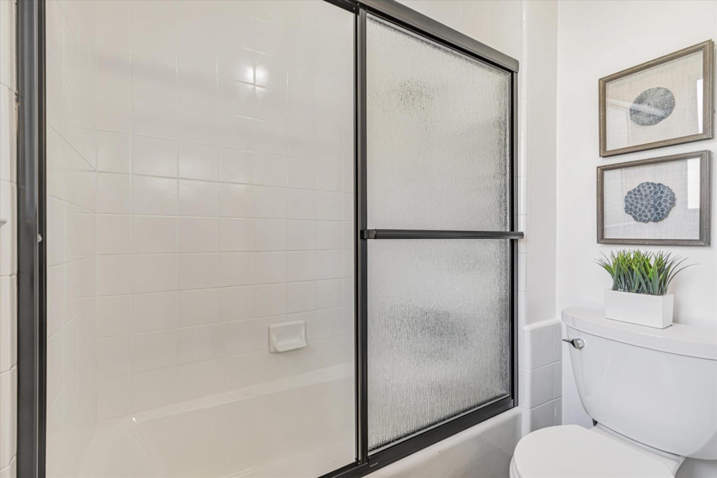 Detail Gallery Image 26 of 114 For 2289 Crocker Way, Santa Clara,  CA 95051 - 4 Beds | 2 Baths