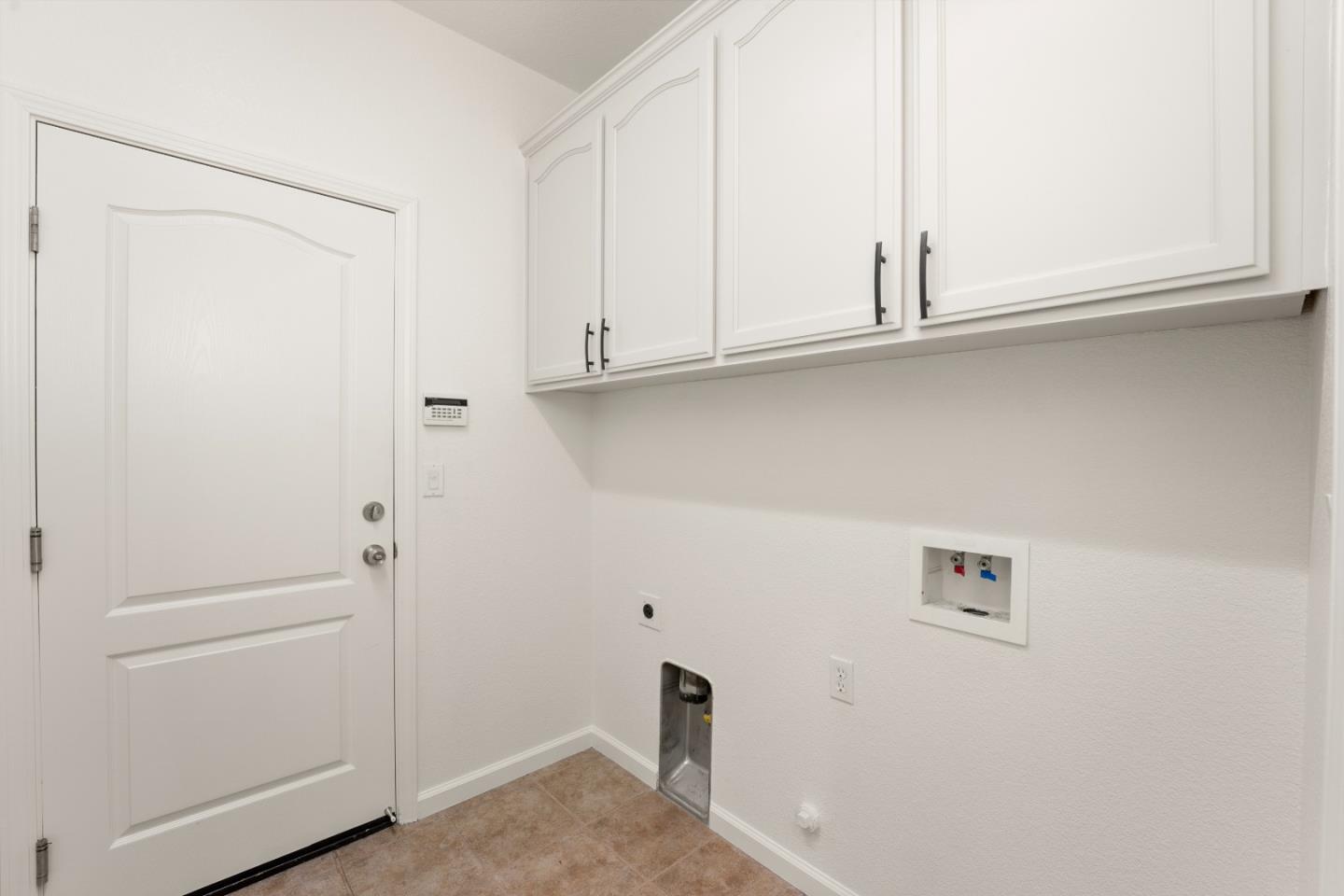 Detail Gallery Image 12 of 24 For 320 Caravaggio Cir, Sacramento,  CA 95835 - 3 Beds | 2 Baths