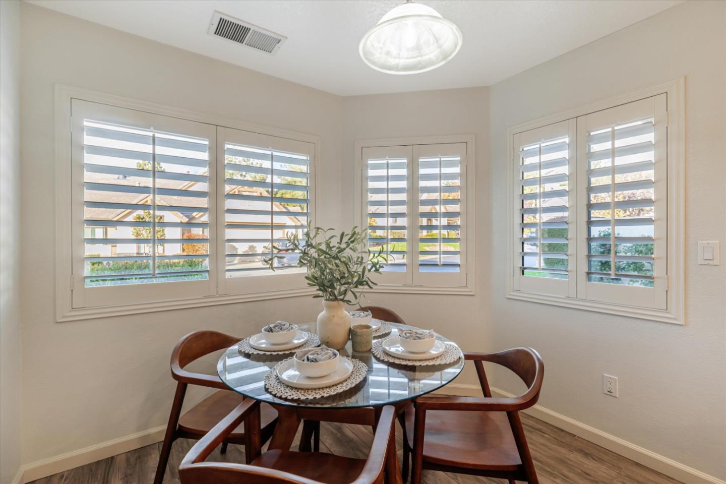 Detail Gallery Image 18 of 59 For 7689 Galloway Dr, San Jose,  CA 95135 - 2 Beds | 2 Baths