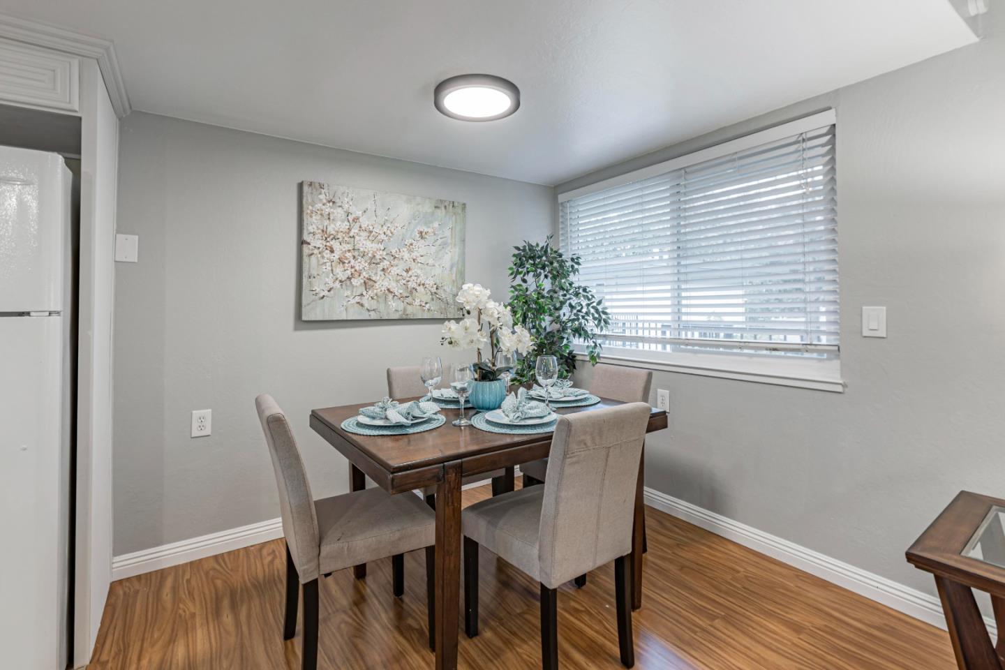 Detail Gallery Image 16 of 29 For 14225 Lora Dr #49,  Los Gatos,  CA 95032 - 1 Beds | 1 Baths