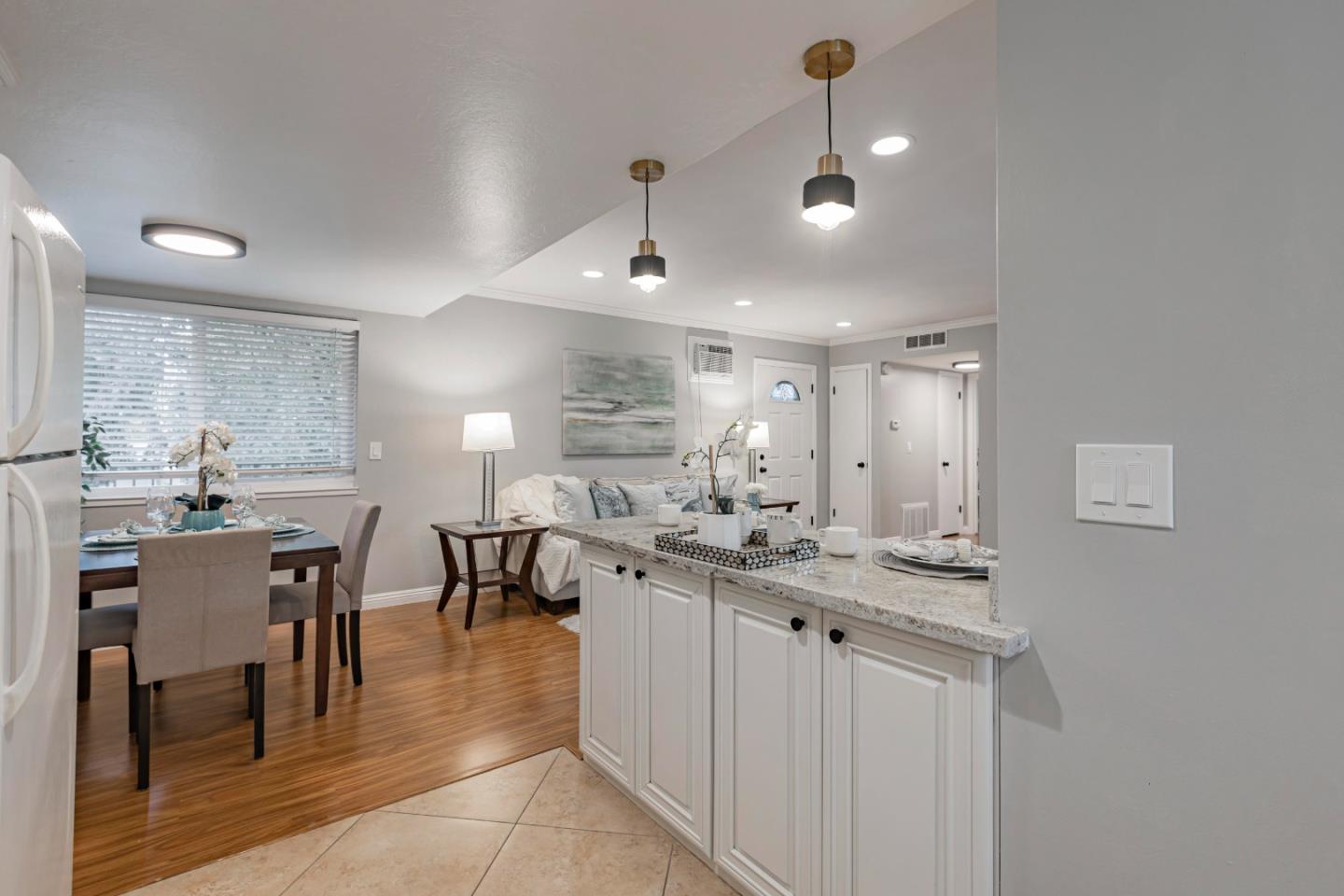 Detail Gallery Image 7 of 29 For 14225 Lora Dr #49,  Los Gatos,  CA 95032 - 1 Beds | 1 Baths