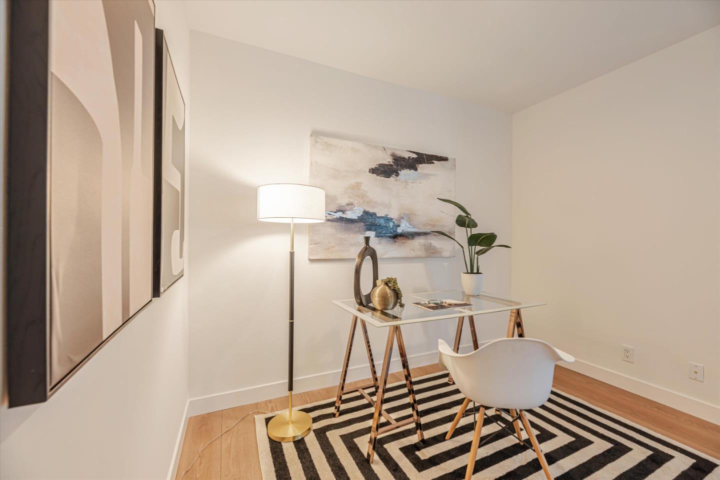 Detail Gallery Image 21 of 55 For 1515 Arc Way #102,  Burlingame,  CA 94010 - 2 Beds | 1 Baths