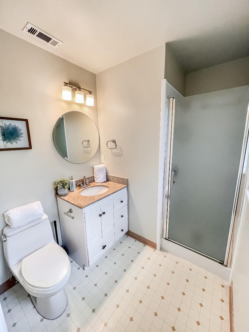 Detail Gallery Image 13 of 14 For 3722 Lundholm Ave, Oakland,  CA 94605 - 3 Beds | 2 Baths