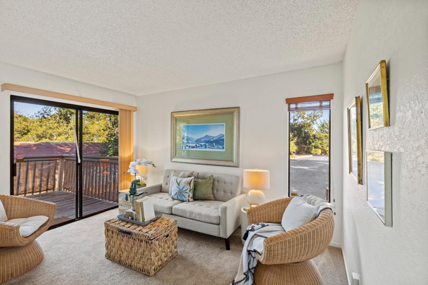 Detail Gallery Image 11 of 15 For 57 Montsalas Drive, Monterey,  CA 93940 - 2 Beds | 2 Baths