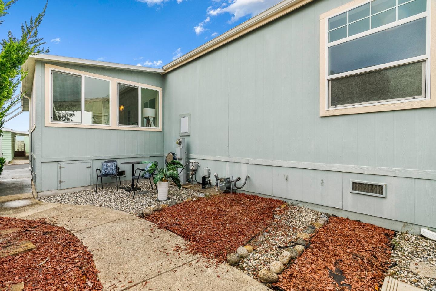 Detail Gallery Image 43 of 48 For 2435 Felt St #44,  Santa Cruz,  CA 95062 - 3 Beds | 1/1 Baths