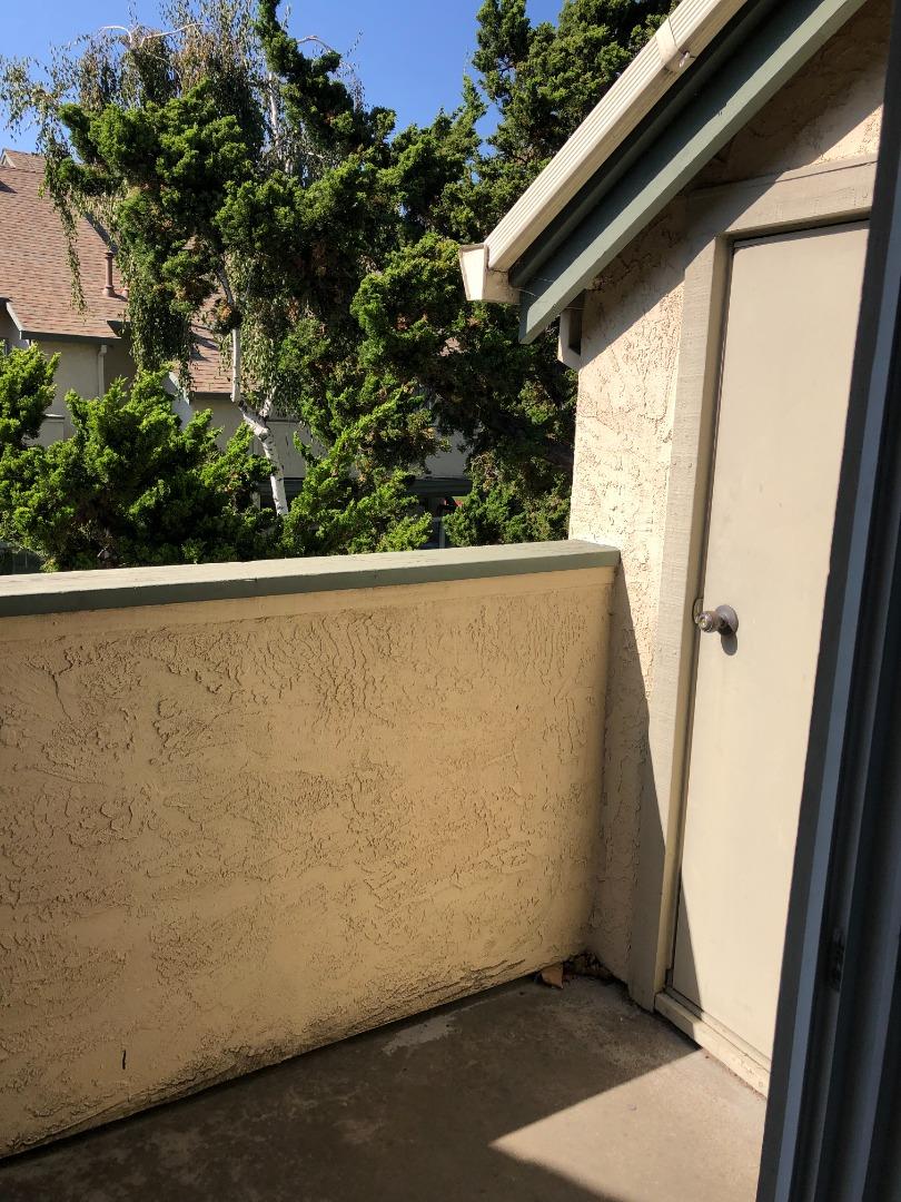 Detail Gallery Image 11 of 23 For 1087 Summerain Ct, San Jose,  CA 95122 - 2 Beds | 2/1 Baths