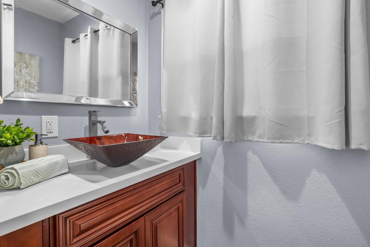 Detail Gallery Image 16 of 36 For 856 N 14th, San Jose,  CA 95112 - 2 Beds | 1/1 Baths