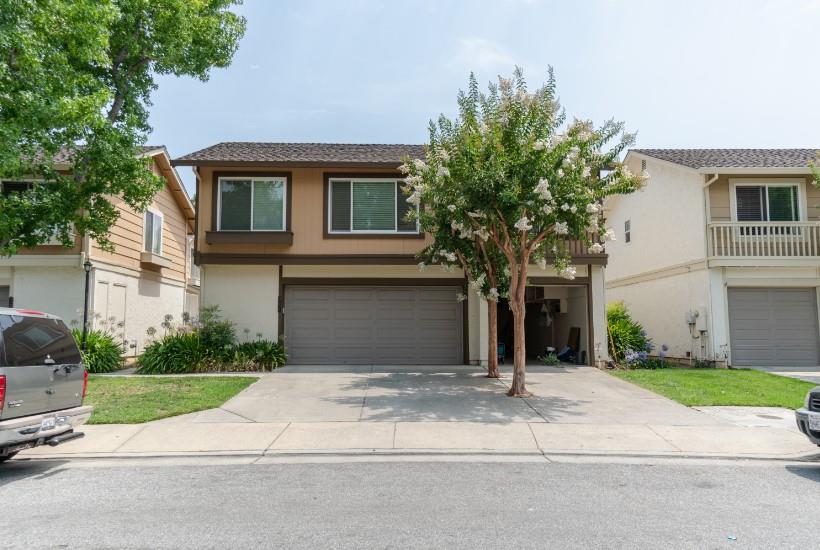 Detail Gallery Image 1 of 1 For 3236 Rocky Water Ln, San Jose,  CA 95148 - 3 Beds | 2 Baths