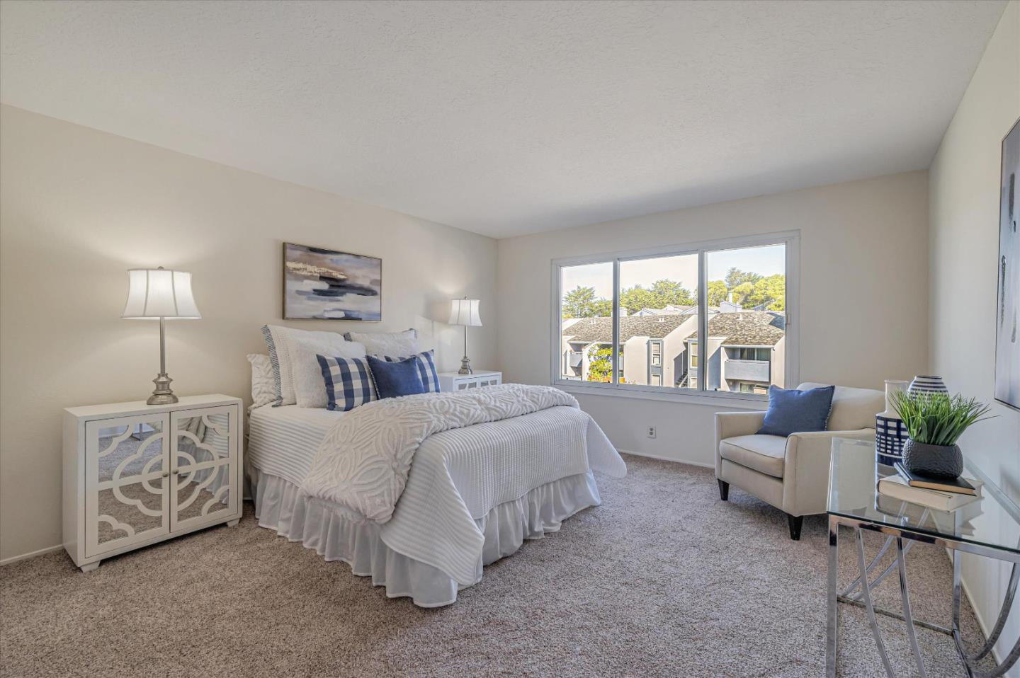 Detail Gallery Image 15 of 33 For 364 Firecrest Ave, Pacifica,  CA 94044 - 4 Beds | 2/1 Baths