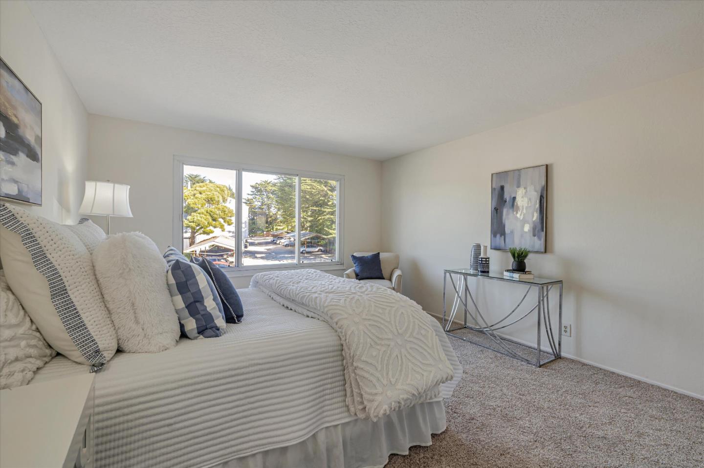 Detail Gallery Image 16 of 33 For 364 Firecrest Ave, Pacifica,  CA 94044 - 4 Beds | 2/1 Baths