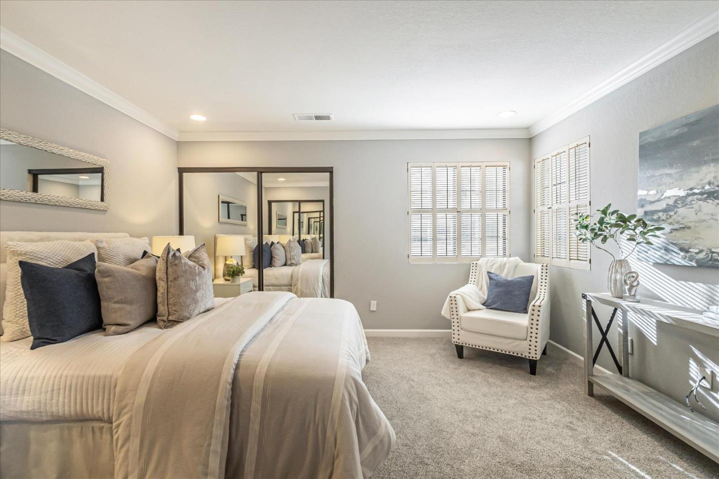 Detail Gallery Image 28 of 38 For 2058 Foxhall Loop, San Jose,  CA 95125 - 2 Beds | 1/1 Baths