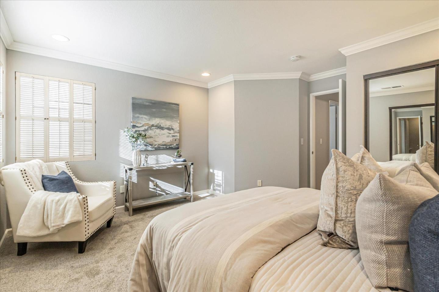 Detail Gallery Image 30 of 38 For 2058 Foxhall Loop, San Jose,  CA 95125 - 2 Beds | 1/1 Baths