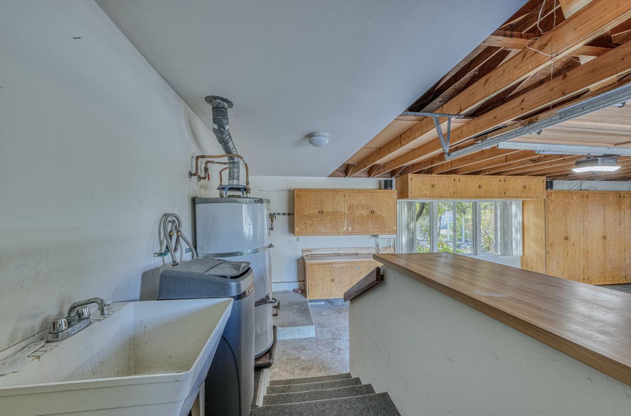 Detail Gallery Image 62 of 75 For 23675 Determine Ln, Monterey,  CA 93940 - 3 Beds | 2/1 Baths