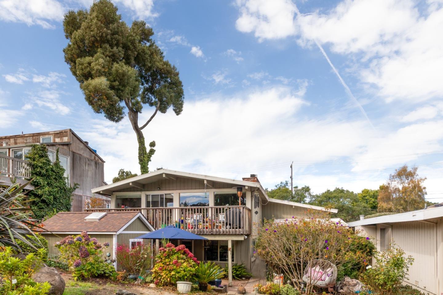 Detail Gallery Image 4 of 32 For 620 Rio Del Mar Blvd, Aptos,  CA 95003 - 4 Beds | 3 Baths