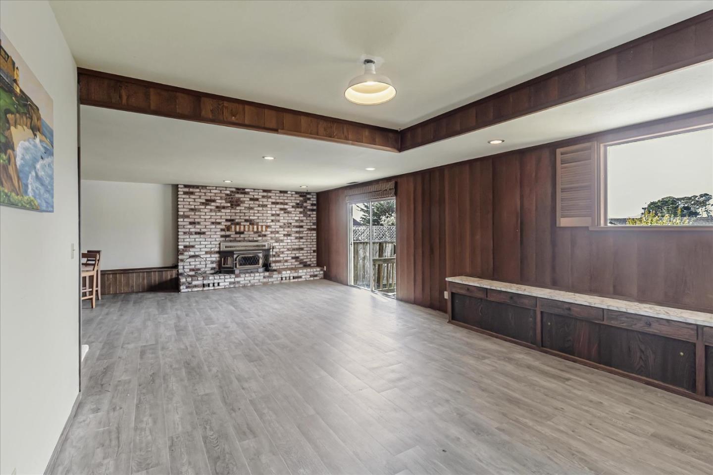 Detail Gallery Image 10 of 56 For 155 Escalona Ave, El Granada,  CA 94018 - 2 Beds | 2 Baths