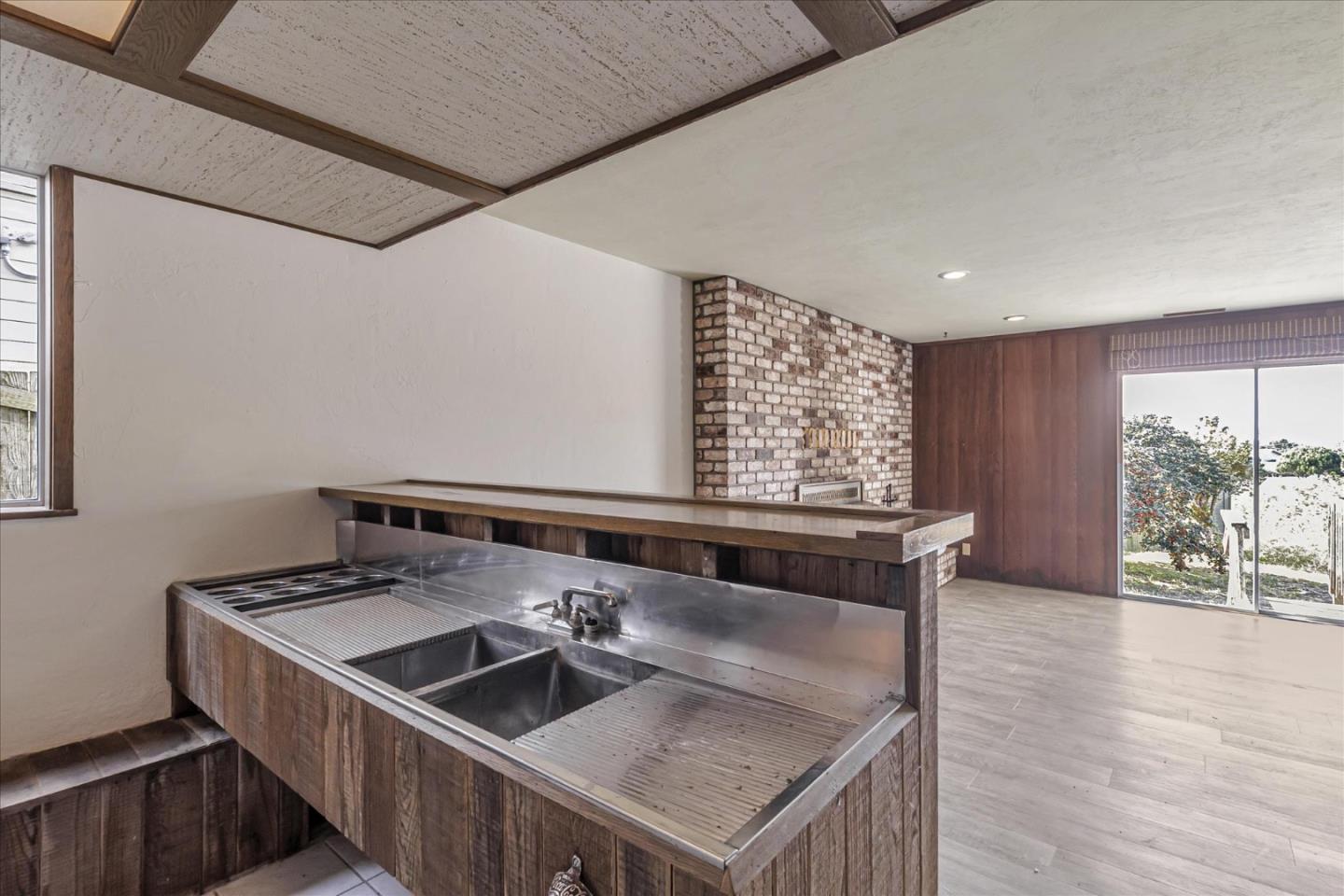 Detail Gallery Image 12 of 56 For 155 Escalona Ave, El Granada,  CA 94018 - 2 Beds | 2 Baths