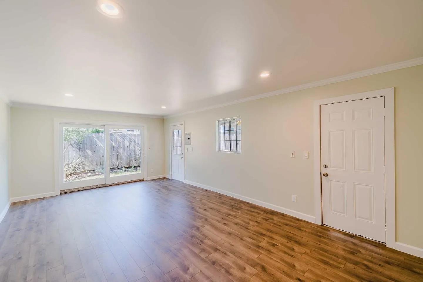 Detail Gallery Image 21 of 21 For 710 5th Ave, Redwood City,  CA 94063 - 2 Beds | 2 Baths