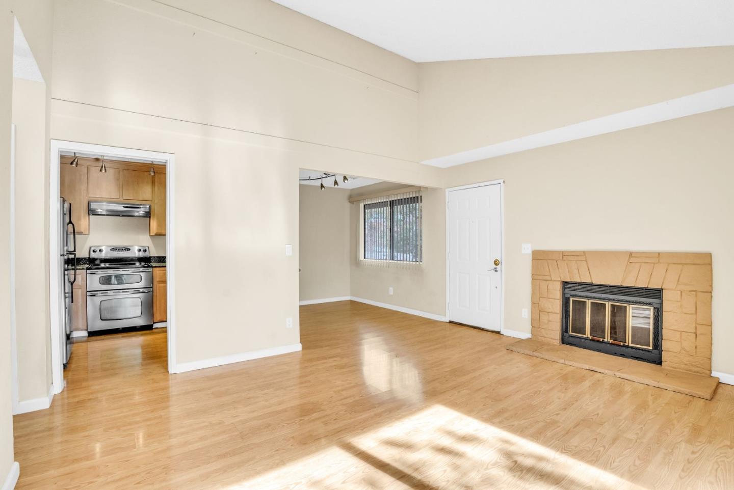 3008 La Terrace Cir, San Jose, CA 95123 photo 2