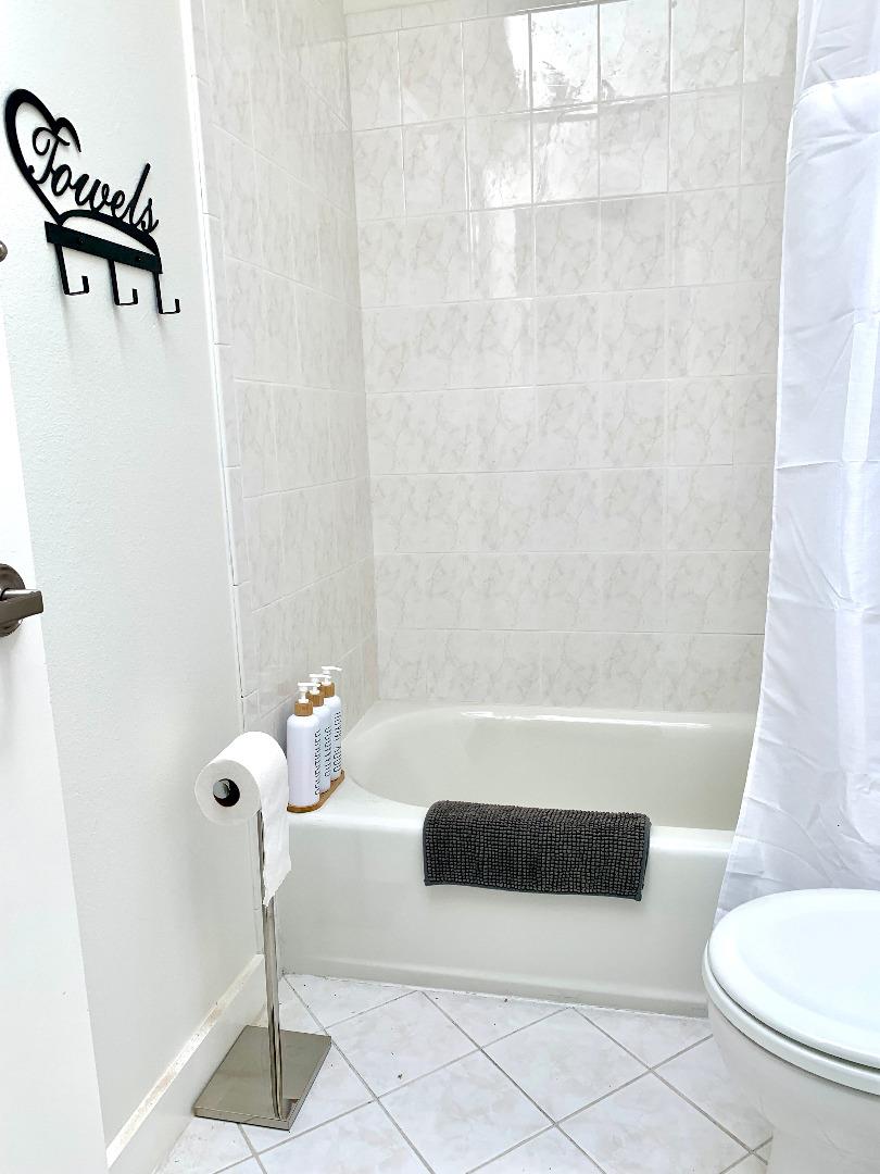 Detail Gallery Image 6 of 22 For 2125 Mason St, San Francisco,  CA 94133 - – Beds | – Baths