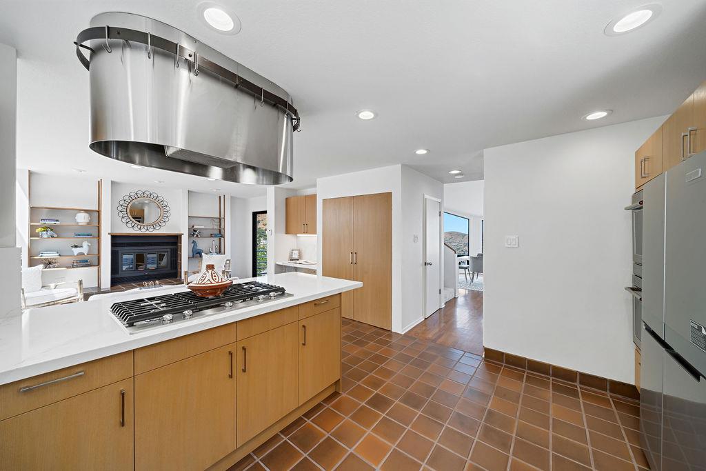 Detail Gallery Image 20 of 47 For 434 Kings Rd, Brisbane,  CA 94005 - 3 Beds | 2/1 Baths
