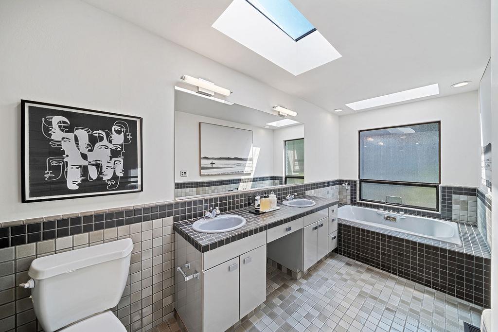 Detail Gallery Image 28 of 47 For 434 Kings Rd, Brisbane,  CA 94005 - 3 Beds | 2/1 Baths