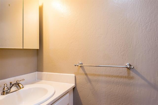 Detail Gallery Image 16 of 27 For 1248 Moonsail, Foster City,  CA 94404 - 2 Beds | 1/1 Baths