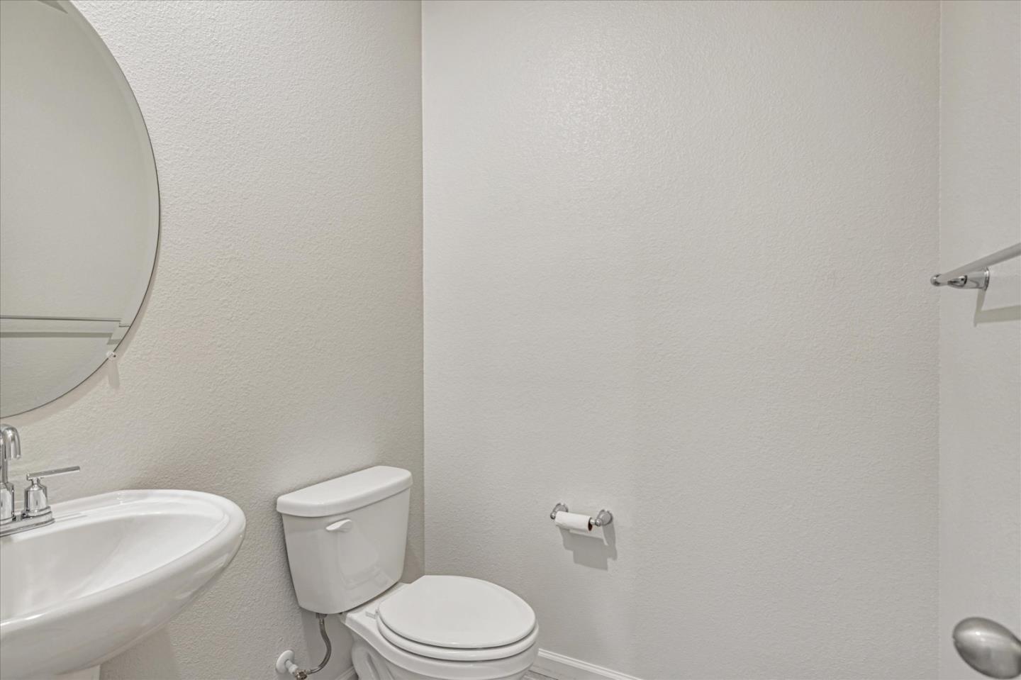 Detail Gallery Image 37 of 50 For 2051 Rosewood Dr, Hollister,  CA 95023 - 3 Beds | 2/1 Baths