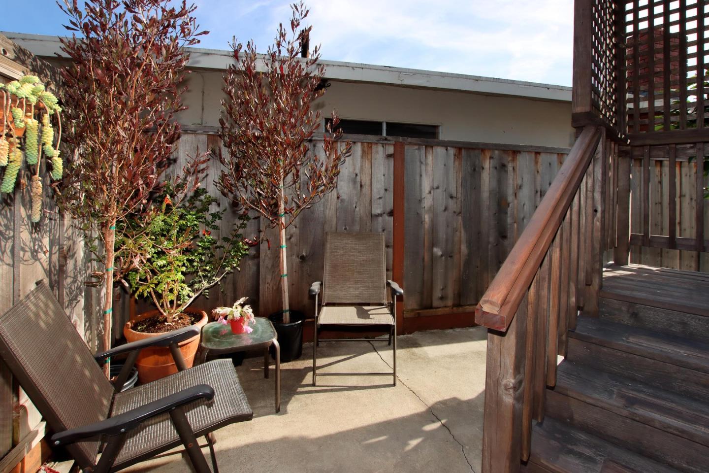 Detail Gallery Image 23 of 34 For 1555 Merrill St 111a,  Santa Cruz,  CA 95062 - 2 Beds | 2 Baths