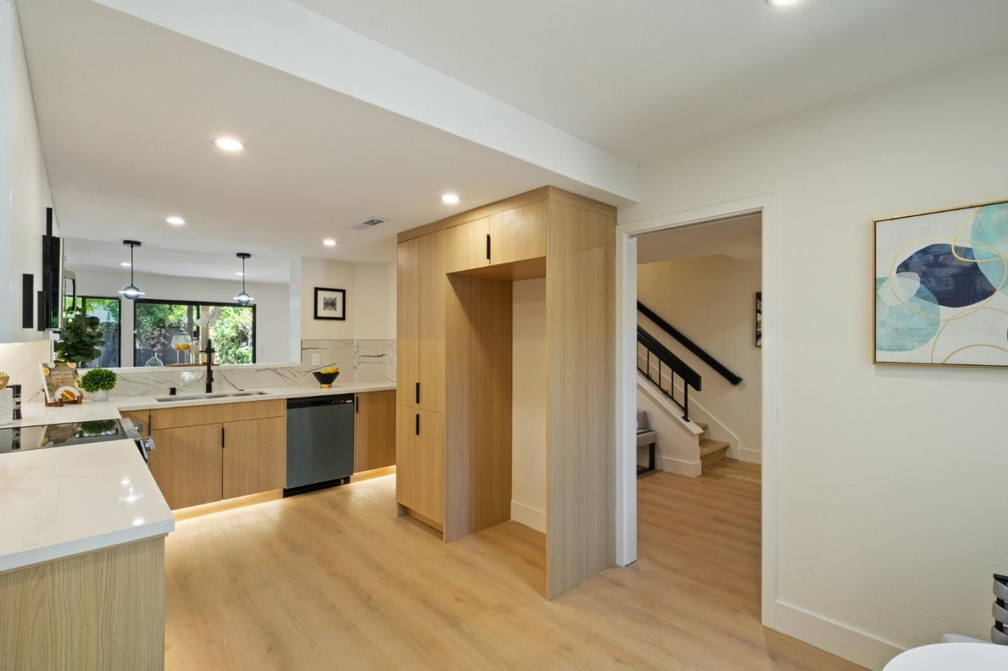 Detail Gallery Image 7 of 40 For 940 Cherry Glen Ter, Fremont,  CA 94536 - 3 Beds | 2/1 Baths