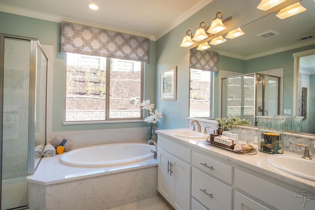 Detail Gallery Image 10 of 10 For 1194 Sunridge Dr #15-52,  Hollister,  CA 95023 - 4 Beds | 2/1 Baths