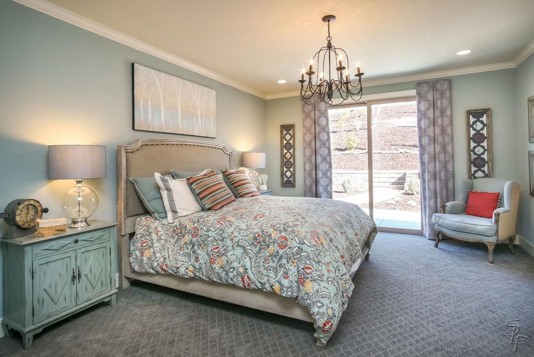 Detail Gallery Image 9 of 10 For 1194 Sunridge Dr #15-52,  Hollister,  CA 95023 - 4 Beds | 2/1 Baths