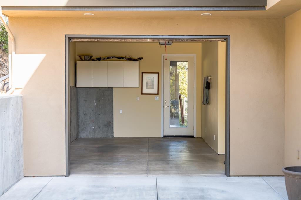 Detail Gallery Image 39 of 66 For 3765 Old Pilkington Rd, Santa Cruz,  CA 95060 - 4 Beds | 2/1 Baths