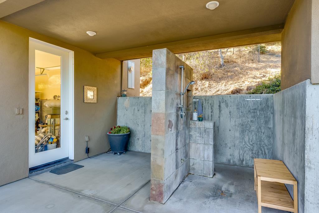 Detail Gallery Image 50 of 66 For 3765 Old Pilkington Rd, Santa Cruz,  CA 95060 - 4 Beds | 2/1 Baths