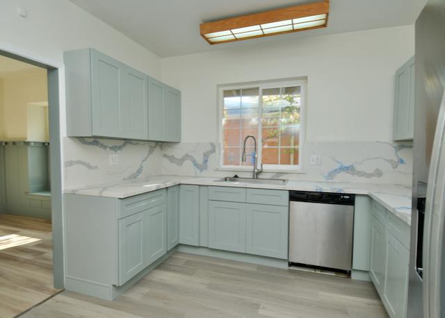 Detail Gallery Image 7 of 12 For 1314 S B St, San Mateo,  CA 94402 - 2 Beds | 2 Baths