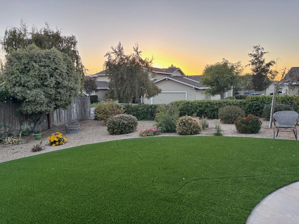 Detail Gallery Image 3 of 70 For 690 Ridgemark Dr, Hollister,  CA 95023 - 4 Beds | 2/1 Baths