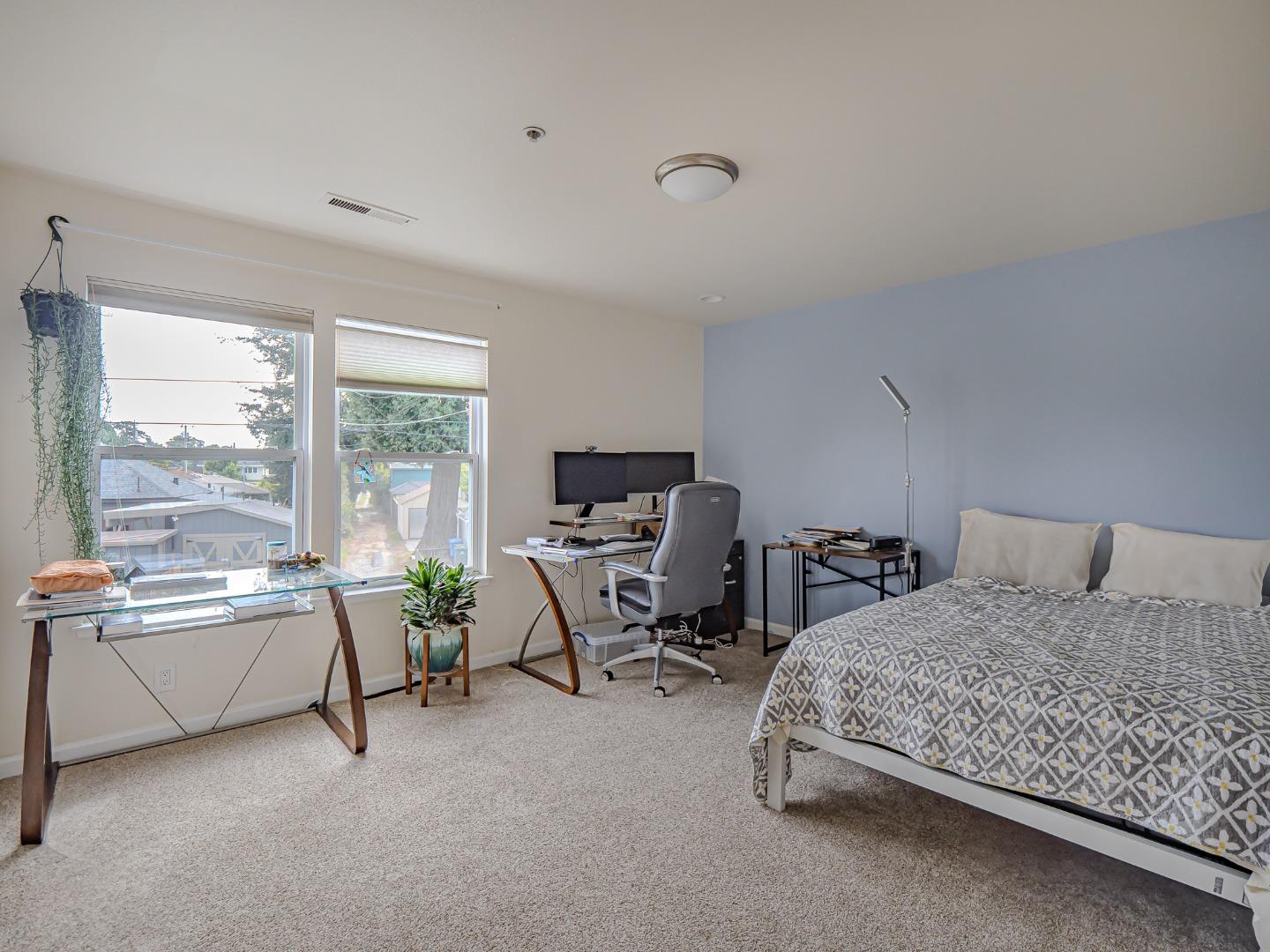 Detail Gallery Image 19 of 57 For 106 Clinton St, Santa Cruz,  CA 95062 - 5 Beds | 4/1 Baths