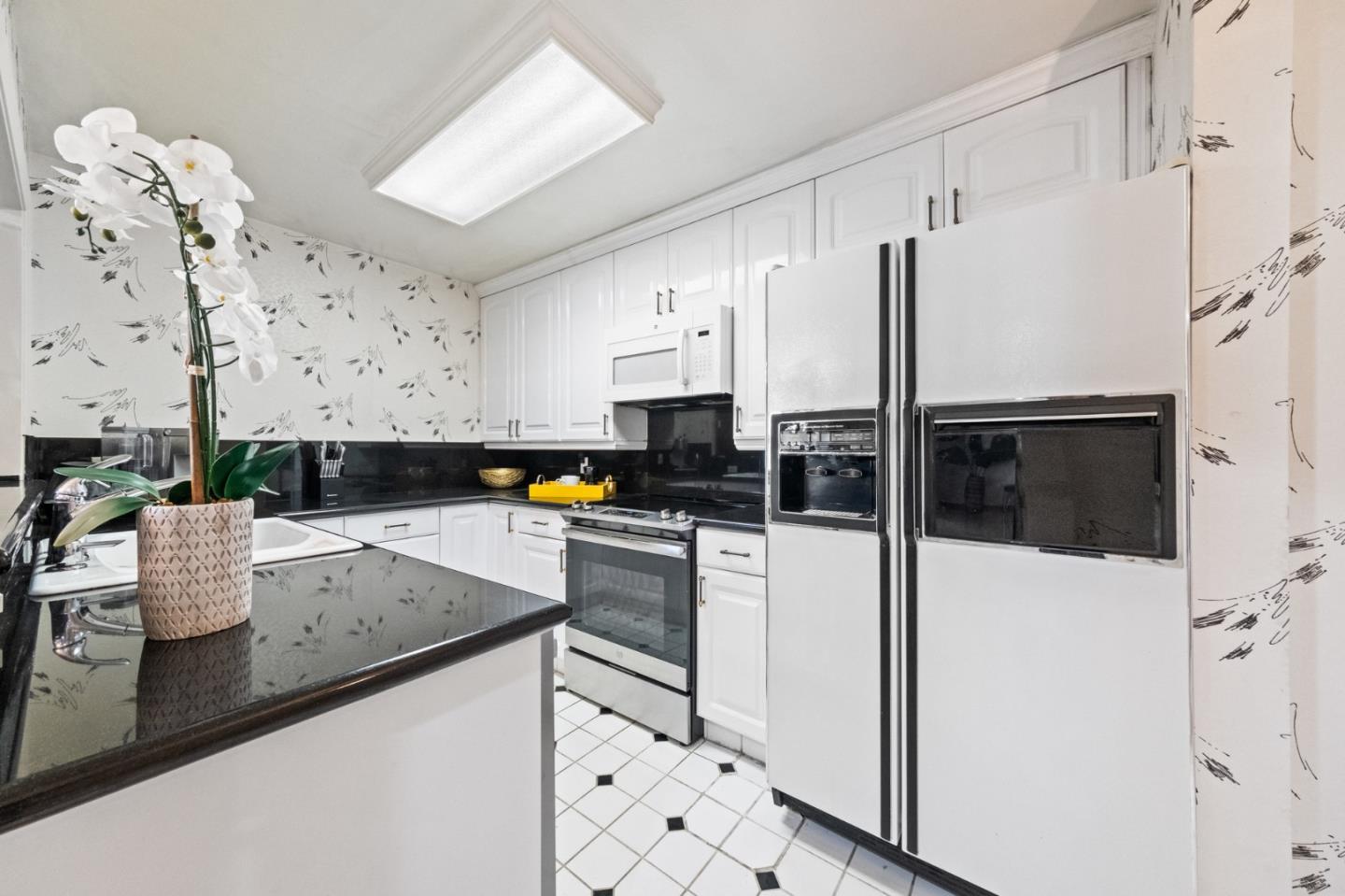 Detail Gallery Image 18 of 56 For 845 N Humboldt St #304,  San Mateo,  CA 94401 - 2 Beds | 2 Baths