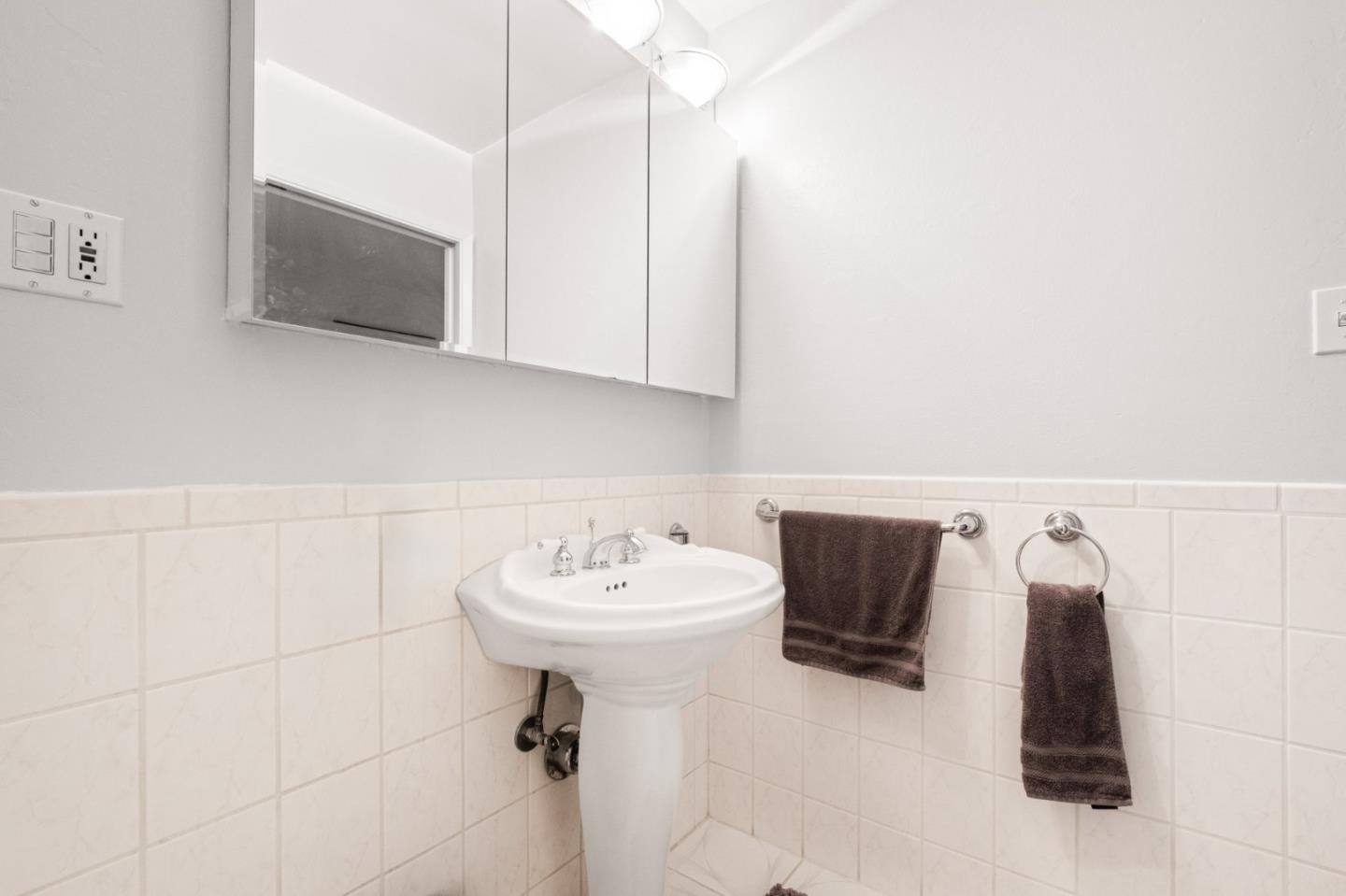 Detail Gallery Image 29 of 56 For 845 N Humboldt St #304,  San Mateo,  CA 94401 - 2 Beds | 2 Baths