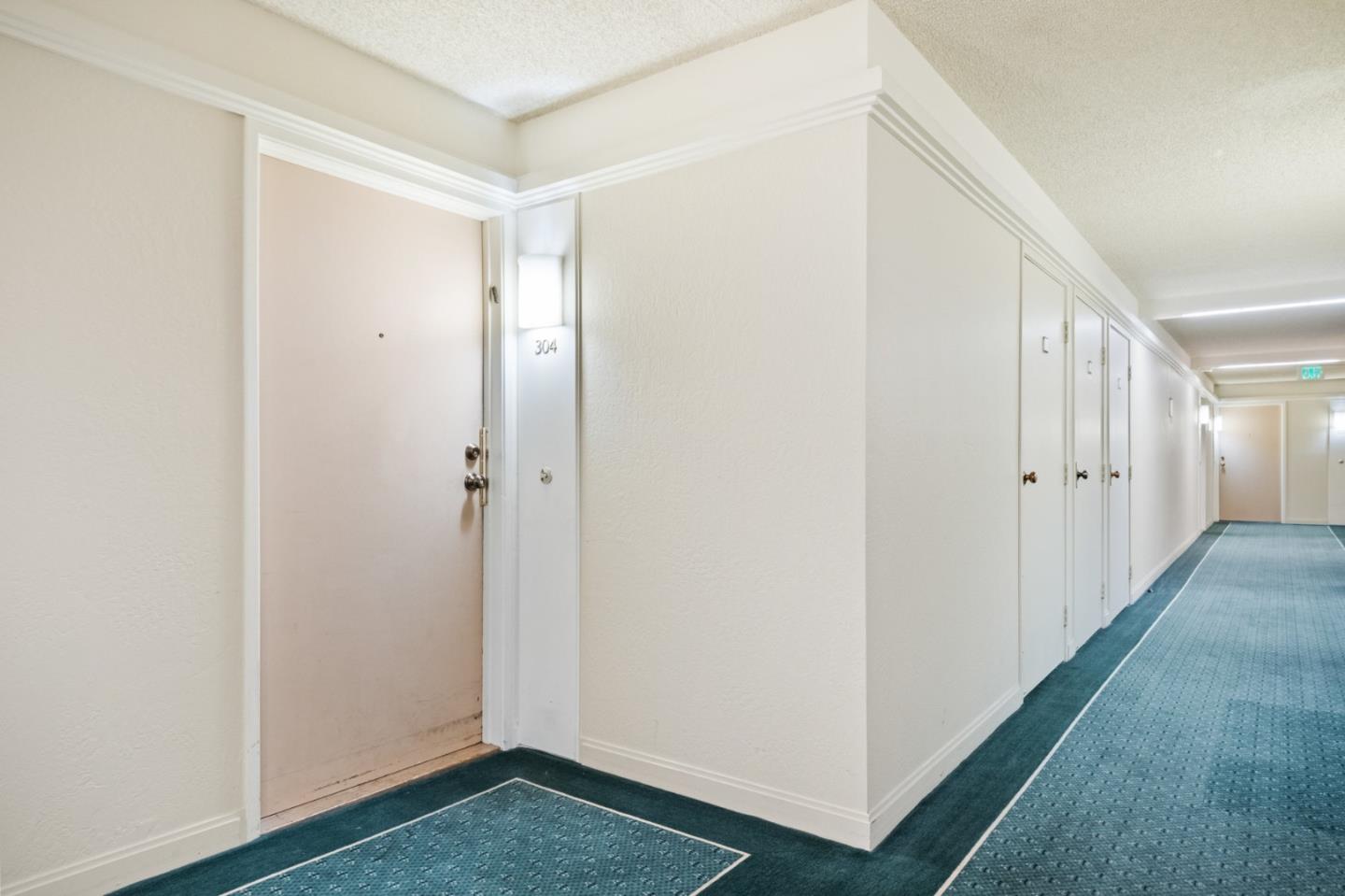 Detail Gallery Image 39 of 56 For 845 N Humboldt St #304,  San Mateo,  CA 94401 - 2 Beds | 2 Baths