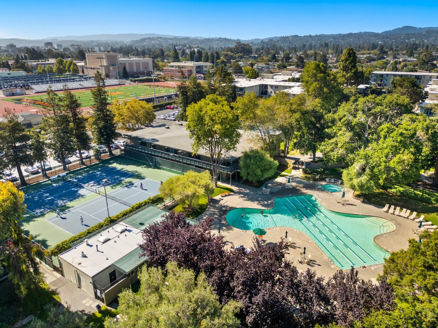 Detail Gallery Image 41 of 56 For 845 N Humboldt St #304,  San Mateo,  CA 94401 - 2 Beds | 2 Baths