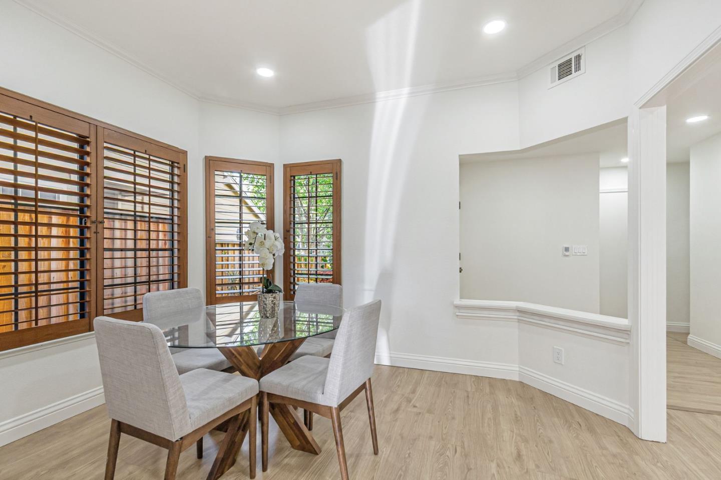 Detail Gallery Image 14 of 52 For 551 Oroville Rd, Milpitas,  CA 95035 - 4 Beds | 2/1 Baths
